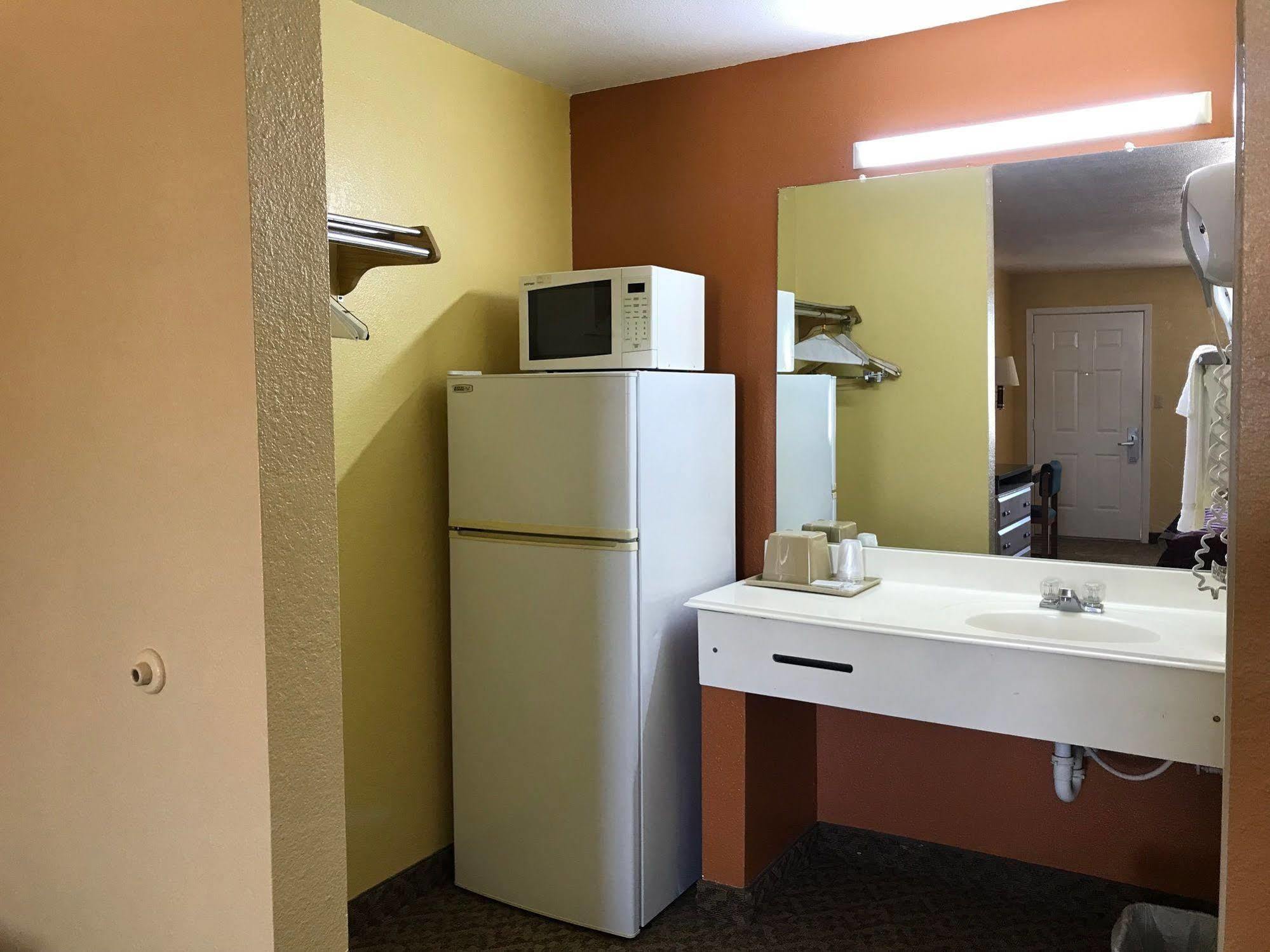 Heights Inn Harker Heights ภายนอก รูปภาพ